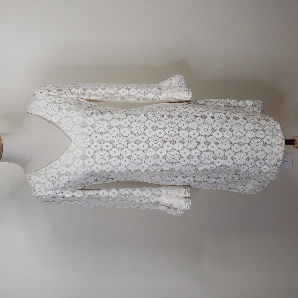Moschino Cheap and Chic White Lace Frilled Sleeve Shift Dress 6